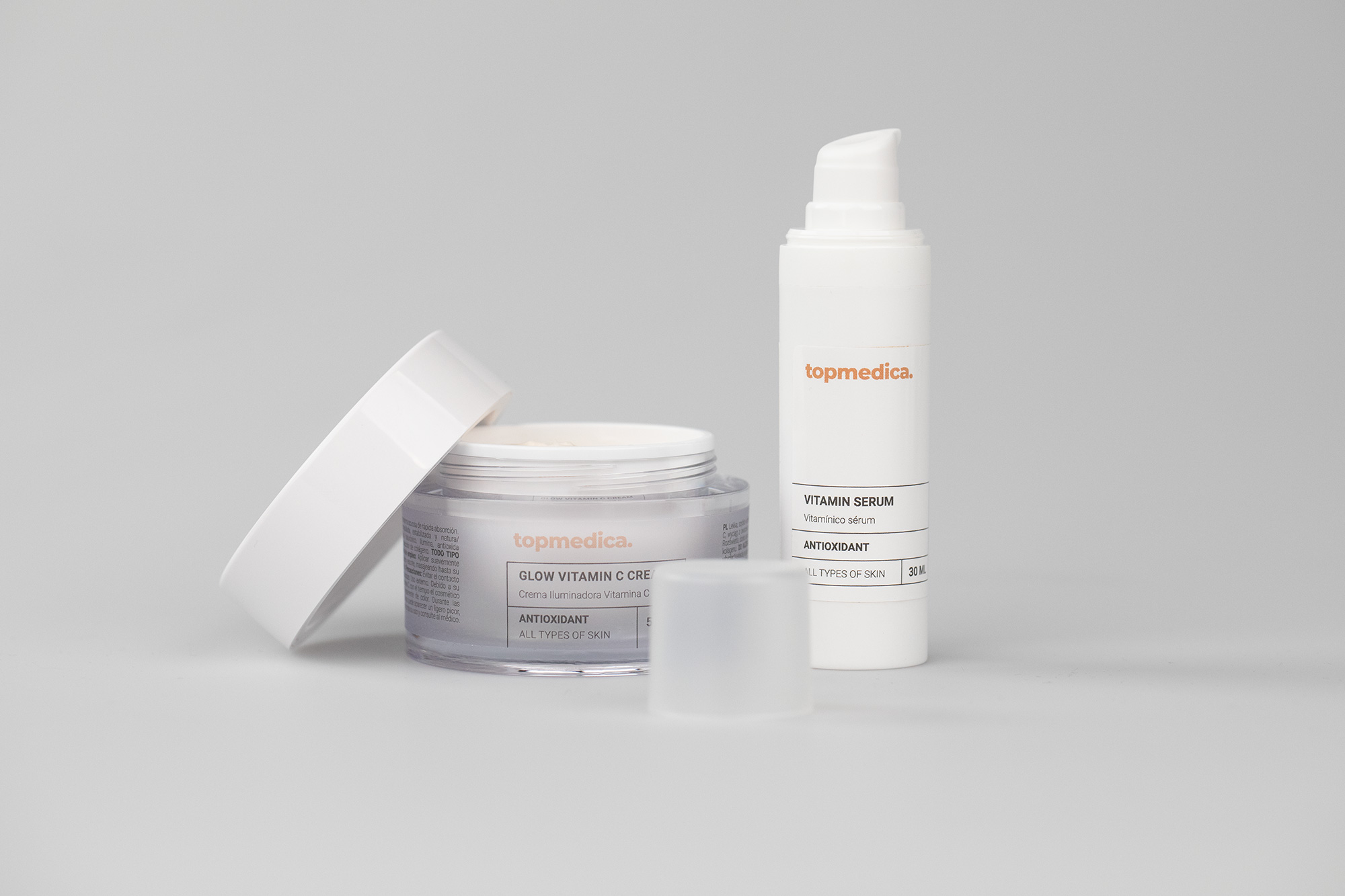 topmedica Rozjaśnienie i Rewitalizacja ZESTAW Serum rewitalizujące z witaminą C 30 ml + Krem z witaminą C 50 ml