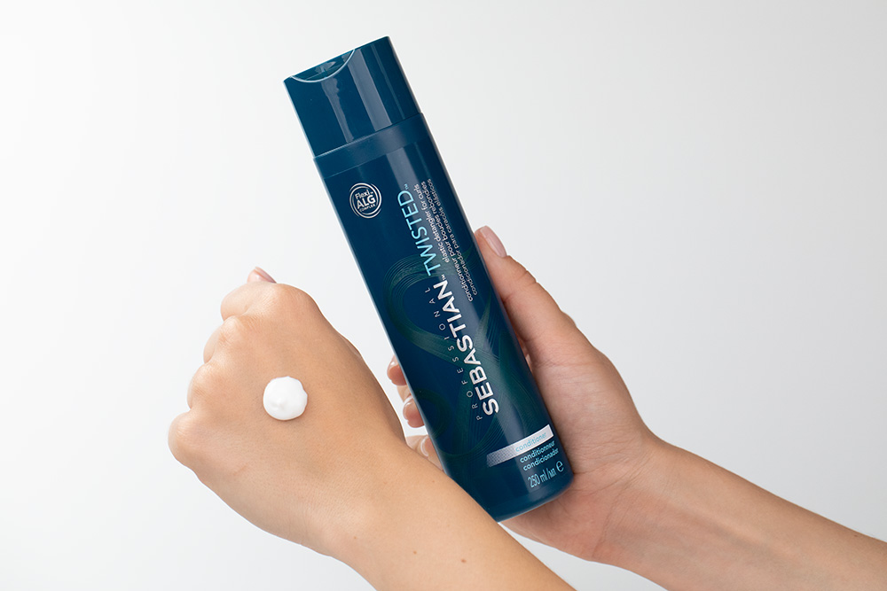 Sebastian Professional Twisted Set ZESTAW Odżywka do włosów kręconych 250 ml + Mocno utrwalająca pianka 200 ml