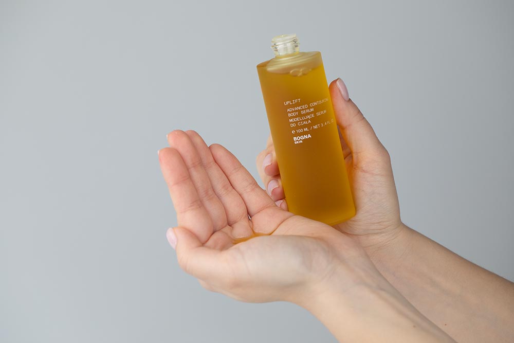 Bogna Skin Uplift + All Over Me + Kosmetyczka Topestetic ZESTAW Serum do ciała 100 ml + Krem do ciała 250 ml + Kosmetyczka 1 szt