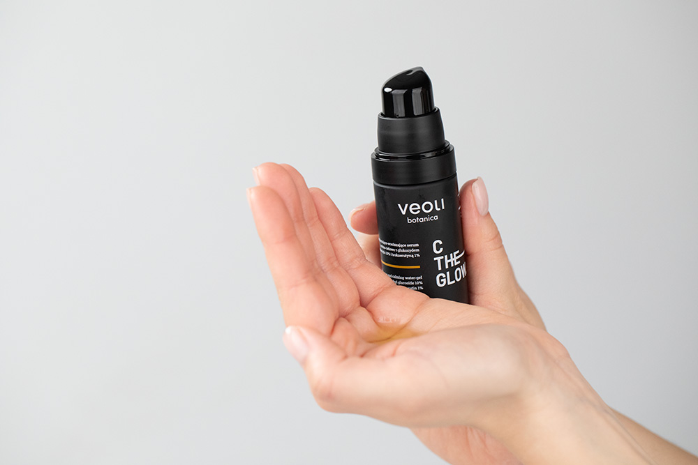Veoli Botanica C the Glow Rozjaśniająco-wyciszające serum wodno-żelowe 30 ml