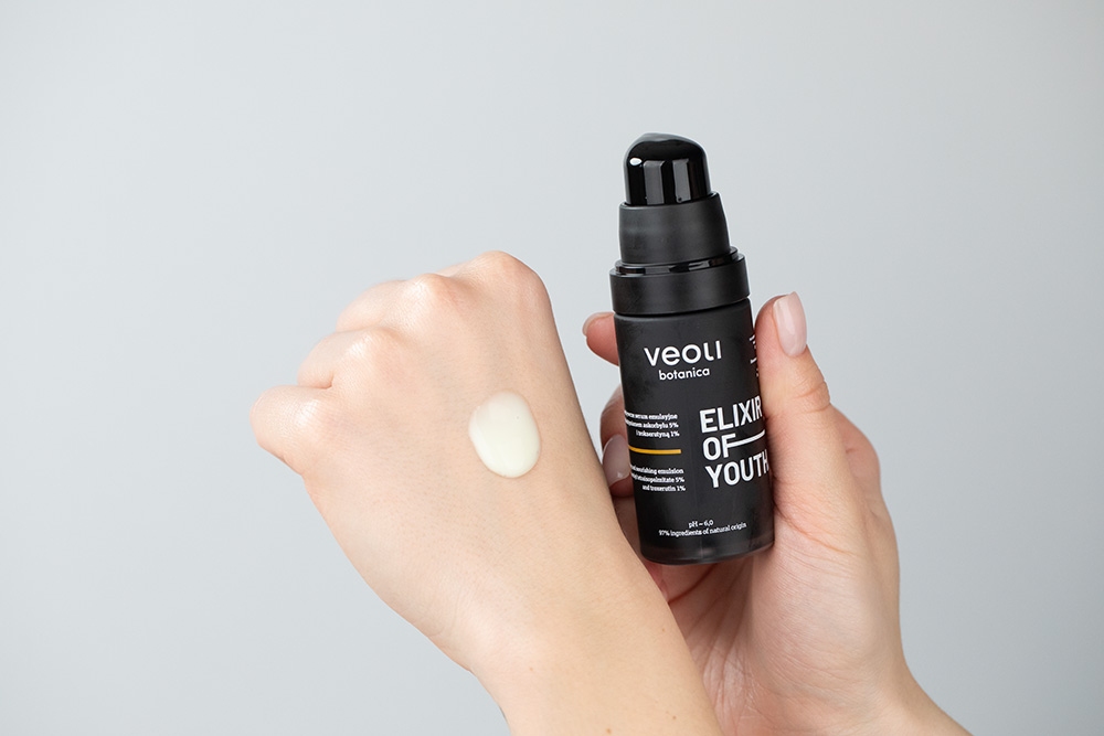 Veoli Botanica Elixir of Youth Rozjaśniająco – odżywcze serum emulsyjne 30 ml