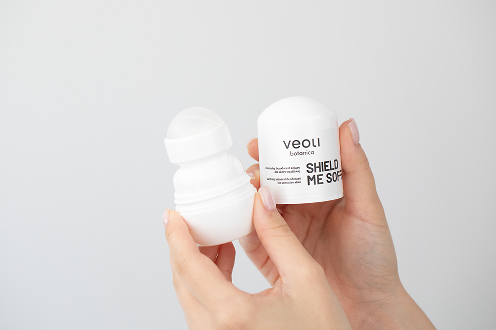 Veoli Botanica Shield Me Softly Mineralny dezodorant kojący dla skóry wrażliwej 50 ml