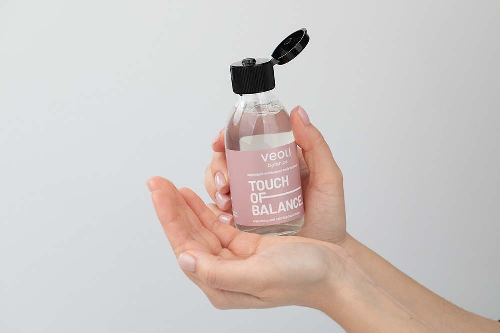 Veoli Botanica Touch of Balance Regulująco-wyciszający tonik do twarzy 150 ml