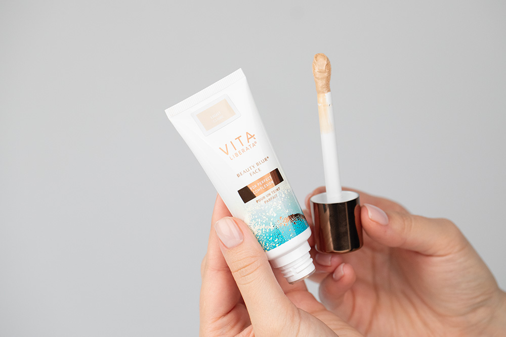 Vita Liberata Beauty Blur Face Tonujący krem do twarzy 30 ml ( kolor light)