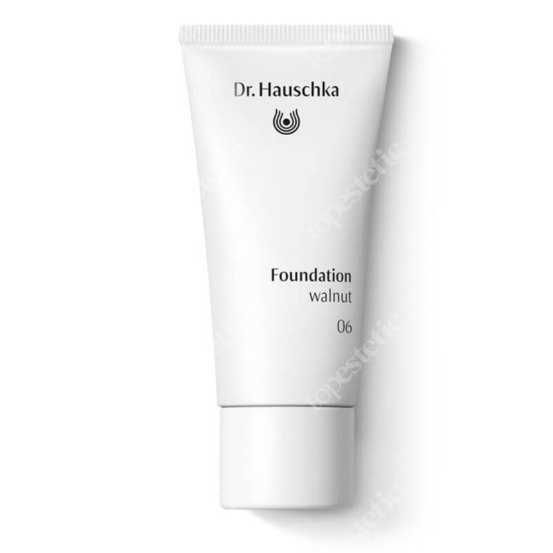 Dr Hauschka Foundation Podkład (kolor 06 Walnut) 30 ml