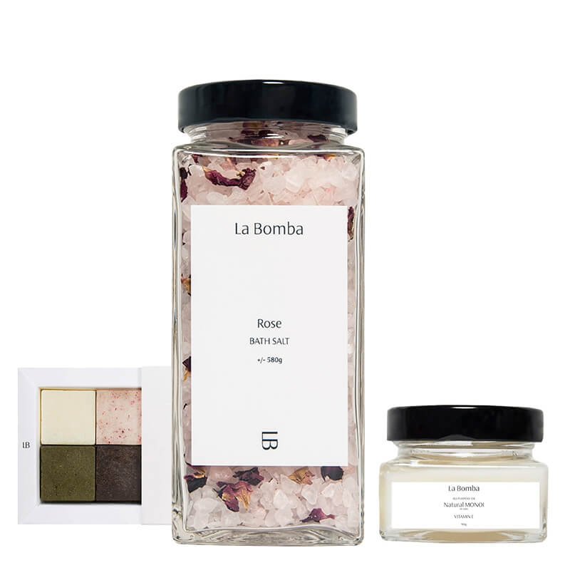 La Bomba Rose + Discovery Set + Monoi ZESTAW Sól do kąpieli 580 g + Kostki peelingujące 4x40 g + Olej Monoi 90 g