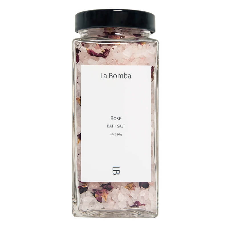 La Bomba Rose Sól do kąpieli z płatkami róży 680 g