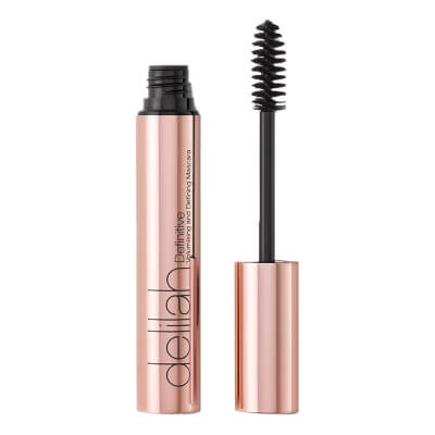 Delilah Definitive Mascara Voluminsing And Defining Pogrubiająco-modelujący tusz do rzęs (kolor Carbon) 7,5 ml