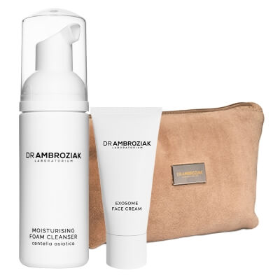 Dr Ambroziak Travel Set ZESTAW Pianka myjąca - wersja travel 50 ml + Krem przeciwstarzeniowy z egzosomami - wersja travel 20 ml + Kosmetyczka 1 szt