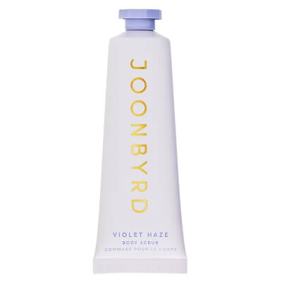 Joonbyrd Violet Haze Body Scrub Peeling do ciała o nutach zapachowych wanilii, piżma, białej lilii, kremowej czekolady i kardamonu 30 ml