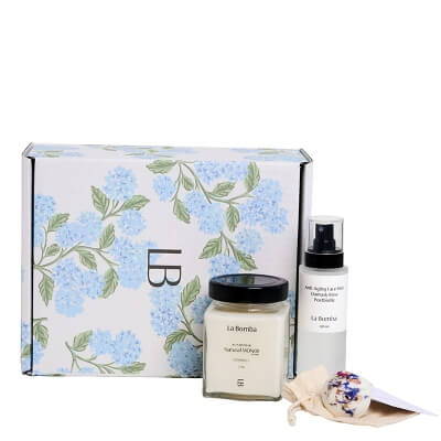 La Bomba Mothers Day 4 ZESTAW Olej Monoi 230 g + Mgiełka nawilżająco-wygładzająca 100 ml + Creamer z kwiatem bławatka, róży i jaśminu 50 g