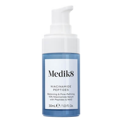 Medik8 Niacynamide Peptides Serum z 10 % niacynamidem i peptydami 30 ml