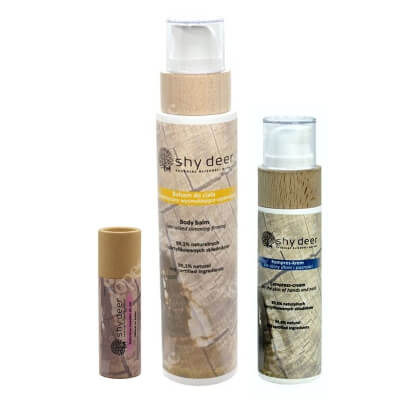 Shy Deer Winter Set ZESTAW Masełko do ust 12 ml + Krem dla skóry dłoni i paznokci 100 ml + Balsam do ciała 200 ml