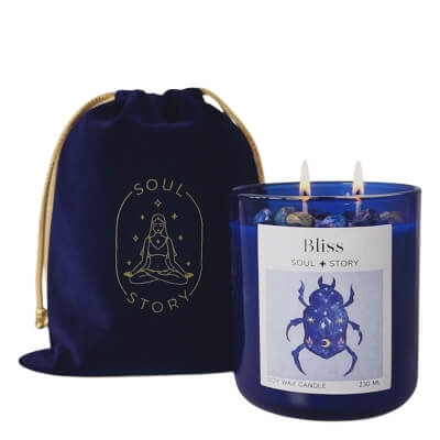 Soul Story Bliss Crystals Candle Świeca sojowa z kamieniami różowego kwarcu - zapach kardamonu, paczuli i lawendy 230 ml
